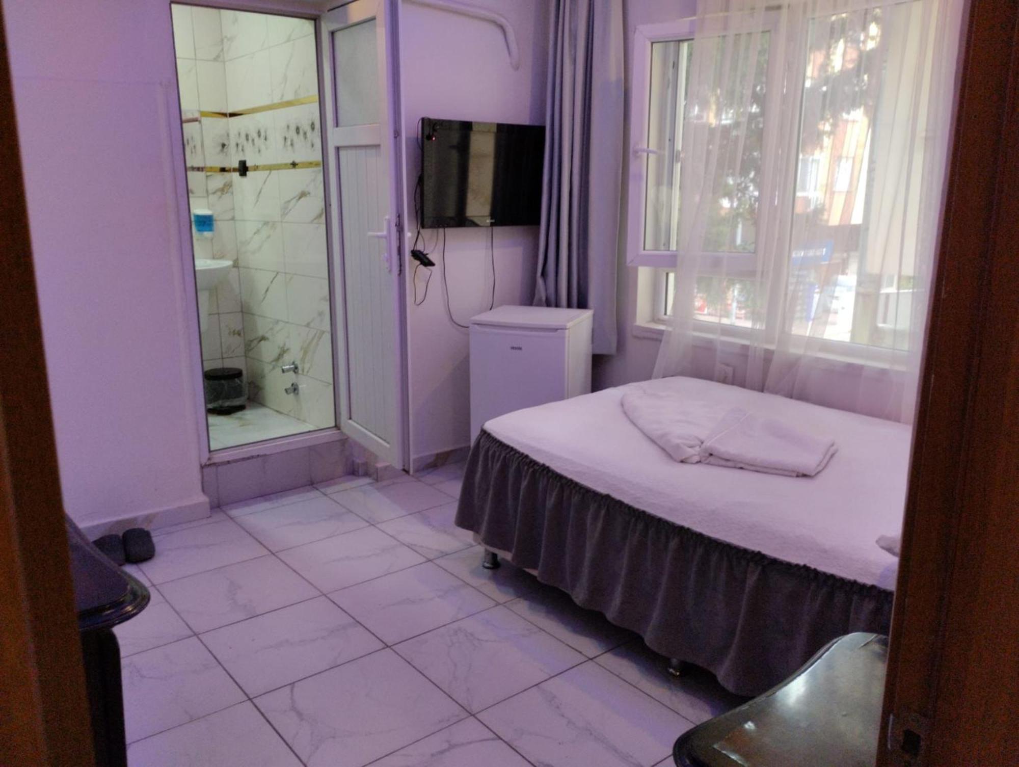 Atlas Pansiyon Hostel Antalya Bagian luar foto