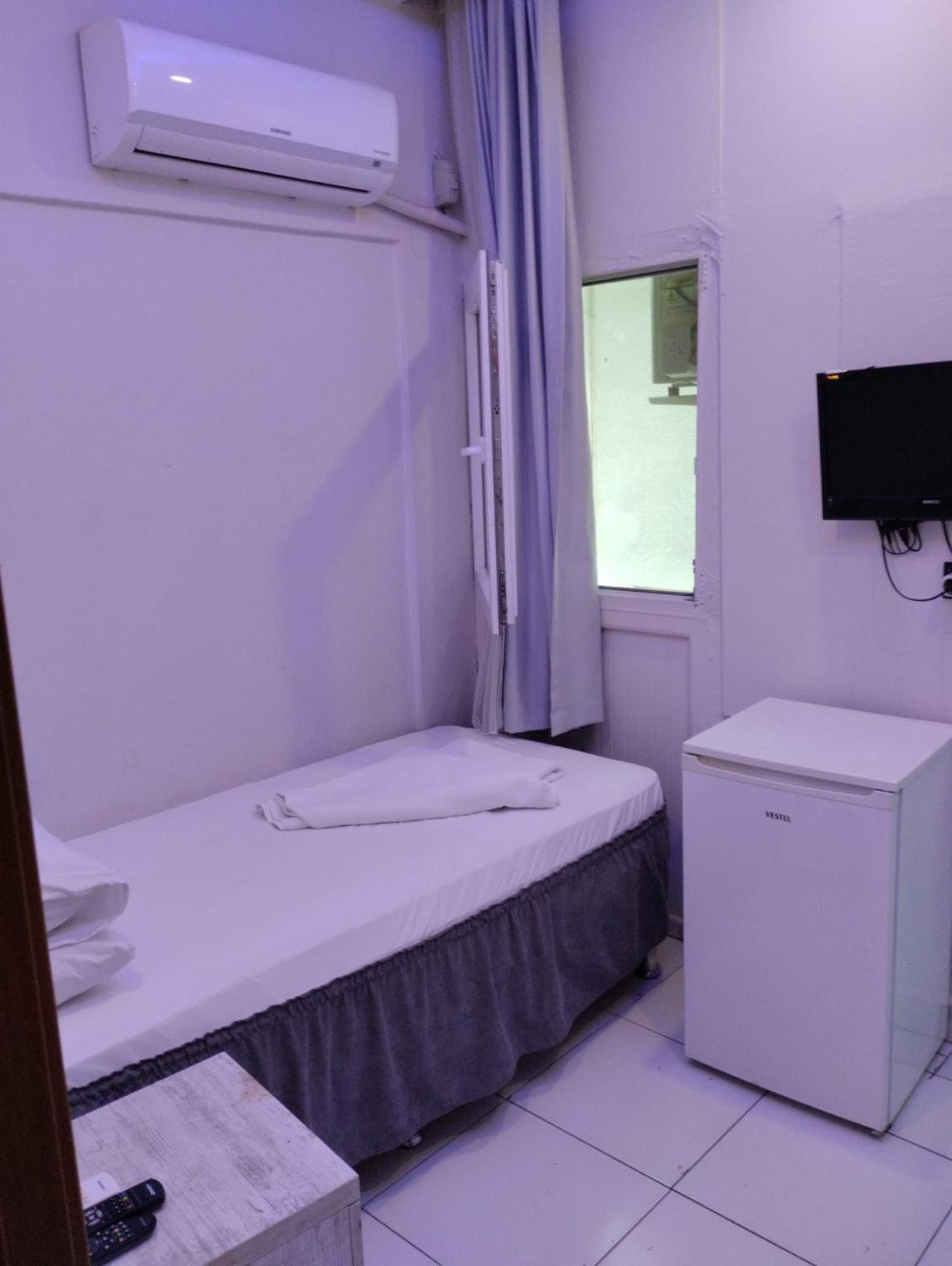 Atlas Pansiyon Hostel Antalya Bagian luar foto