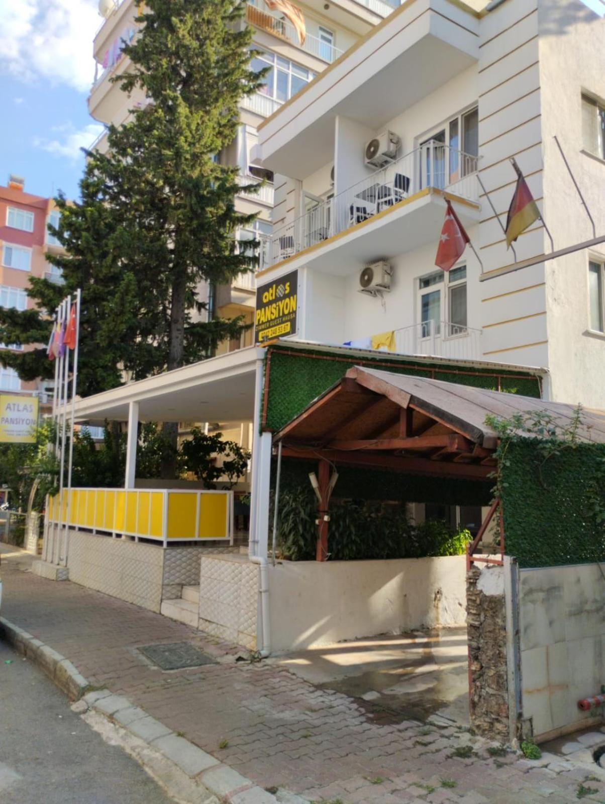 Atlas Pansiyon Hostel Antalya Bagian luar foto